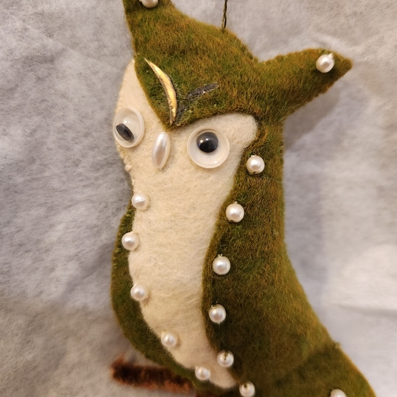 Retro Felted and Beaded Owl Ornament - Picture 6 of 16